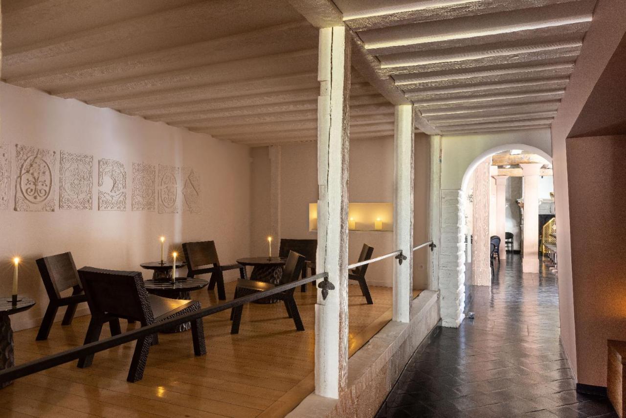 Carmel 1643 Otel Arbois Dış mekan fotoğraf