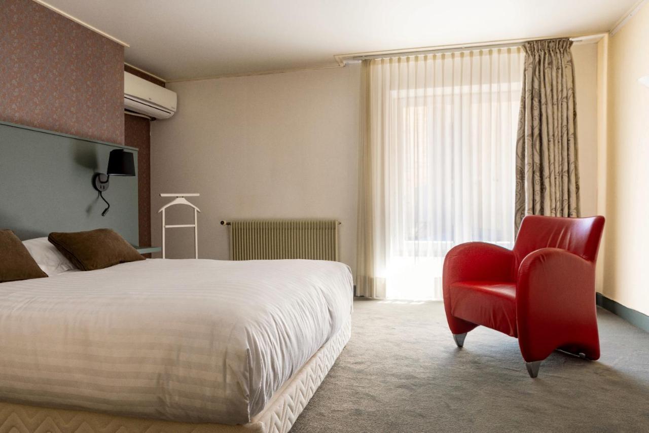 Carmel 1643 Otel Arbois Dış mekan fotoğraf
