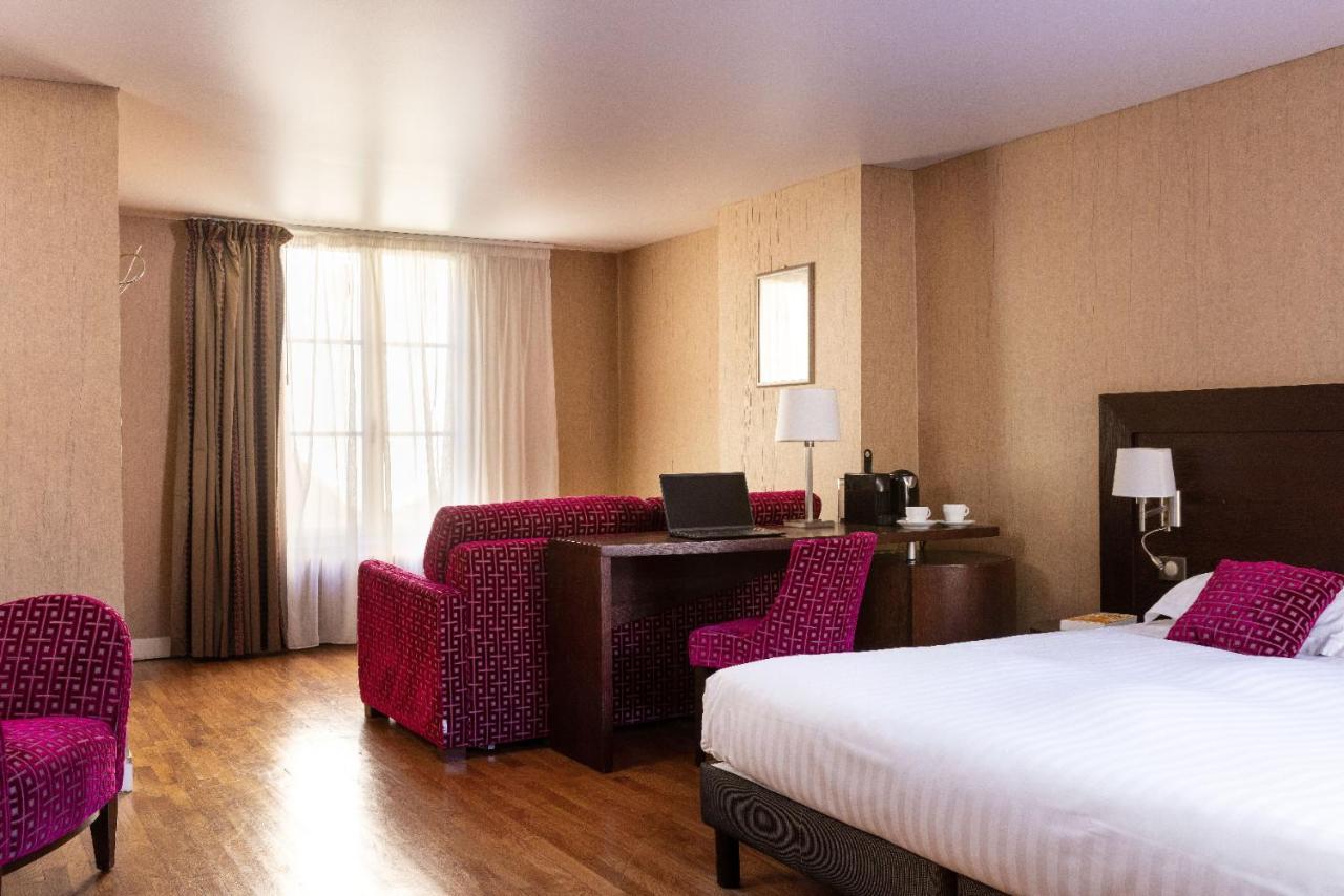 Carmel 1643 Otel Arbois Dış mekan fotoğraf