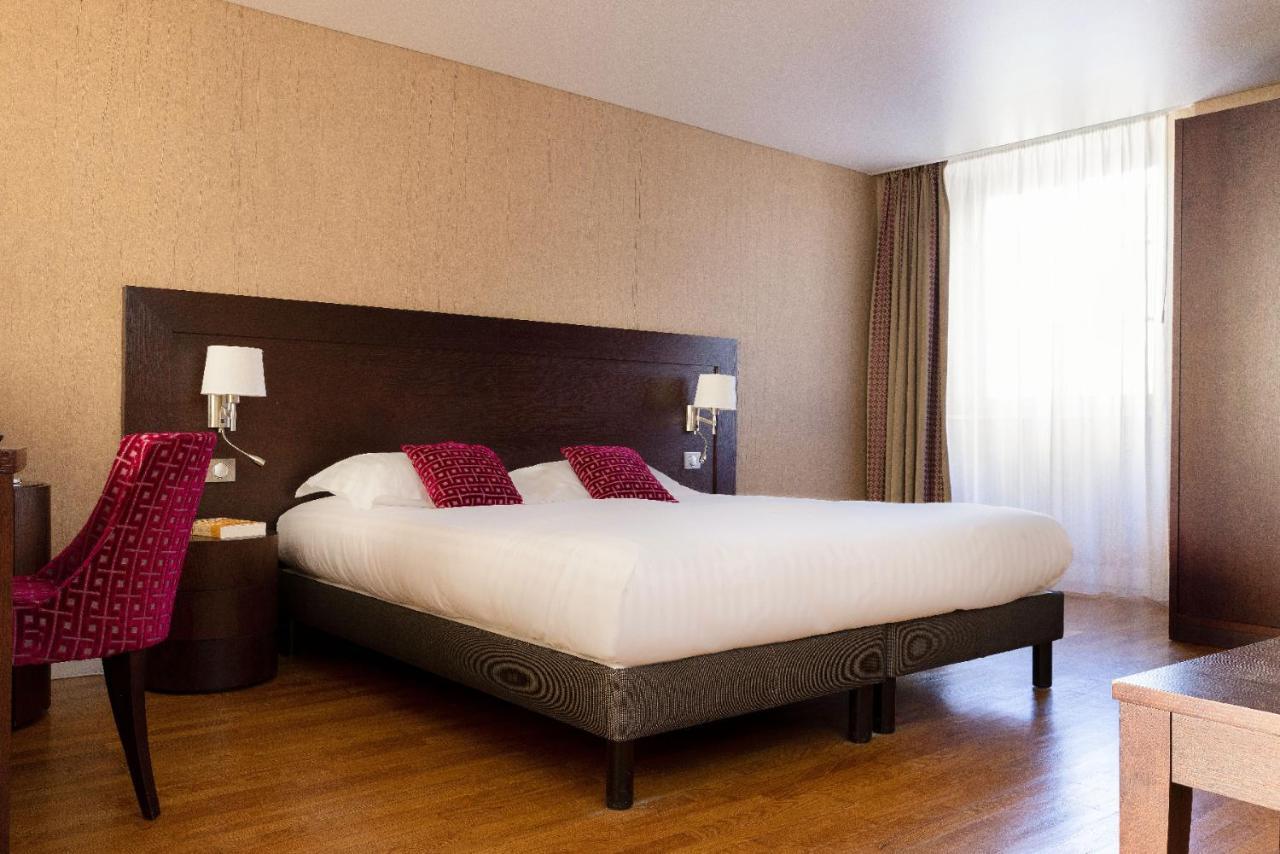 Carmel 1643 Otel Arbois Dış mekan fotoğraf